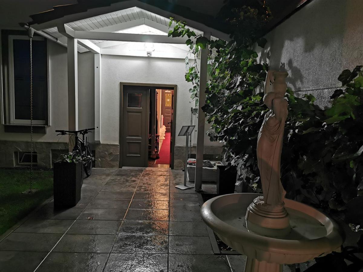 Wohlfuehl Apartments ライプツィヒ エクステリア 写真
